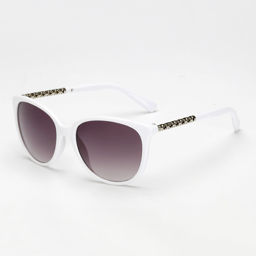 Metal accessories sunglasses