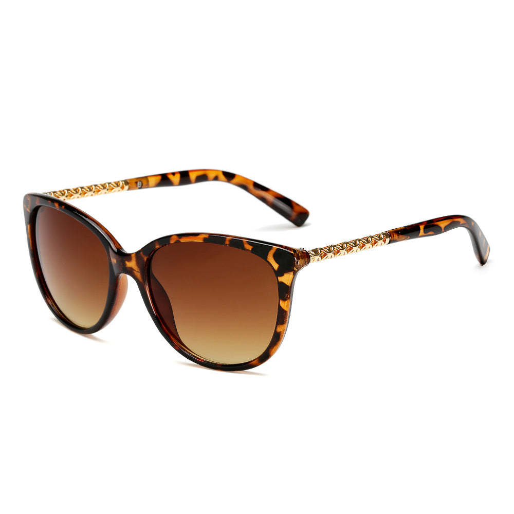Metal accessories sunglasses